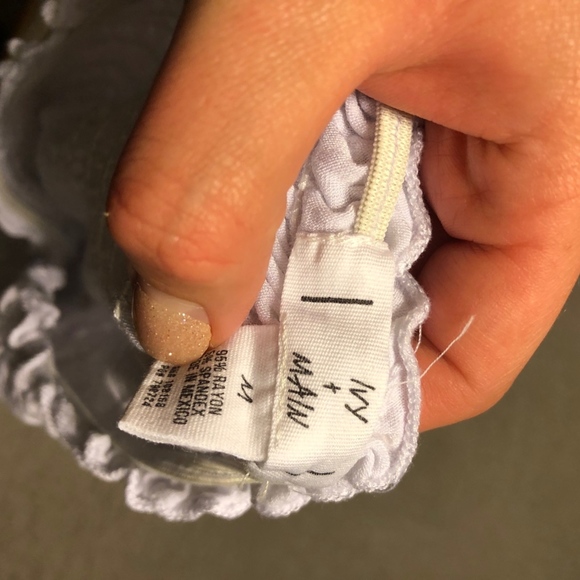 Tilly's white rutched peplum tube top NEVER WORN - Picture 4 of 5